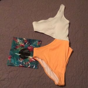 Cupshe One piece Bikini